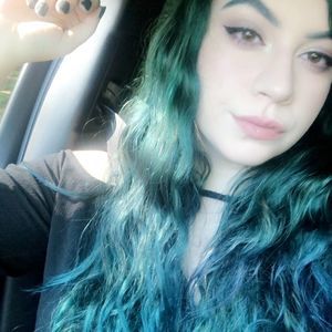 Meet your Posher, Kellie